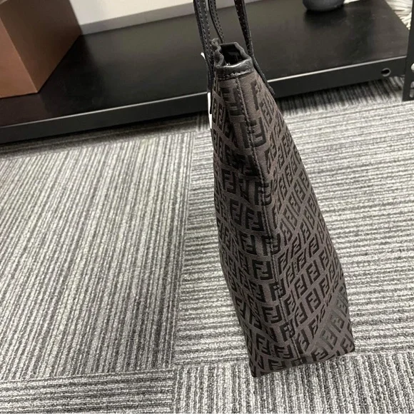 Fendi FF print tote bag - women - Leather/Nylon - Picture 3 of 16